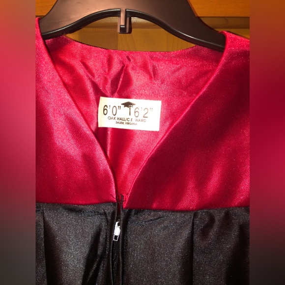 Cap & Gown Black & Red Unisex 6'-6'2" tall Graduation Ceremony Robe - Picture 5 of 11